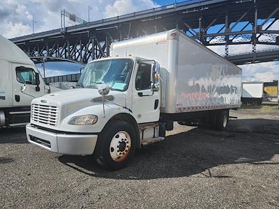 Used 2017 Freightliner M2 106 Day Cab 4x2, Box Truck for sale #674118 - photo 1