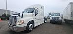 Used 2018 Freightliner Cascadia Sleeper Cab 6x4, Semi Truck for sale #682138 - photo 3