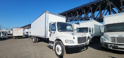 Used 2018 Freightliner M2 106 Conventional Cab 4x2, Box Truck for sale #683541 - photo 1