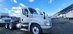 Used 2018 Freightliner Cascadia Day Cab 6x4, Semi Truck for sale #770923 - photo 3