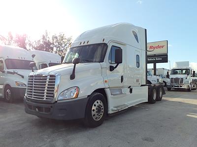 Used 2020 Freightliner Cascadia Sleeper Cab 6x4, Semi Truck for sale #244967 - photo 1