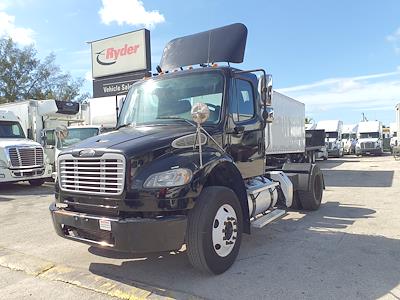 Used 2017 Freightliner M2 106 Conventional Cab 4x2, Semi Truck for sale #677140 - photo 1