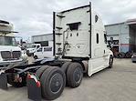 Used 2018 Freightliner Cascadia Sleeper Cab 6x4, Semi Truck for sale #763116 - photo 5