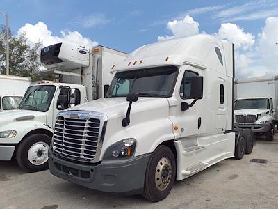 Used 2019 Freightliner Cascadia Sleeper Cab 6x4, Semi Truck for sale #867915 - photo 1