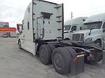 Used 2019 Freightliner Cascadia Sleeper Cab 6x4, Semi Truck for sale #867920 - photo 2