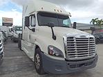 Used 2019 Freightliner Cascadia Sleeper Cab 6x4, Semi Truck for sale #867920 - photo 7