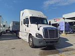 Used 2019 Freightliner Cascadia Sleeper Cab 6x4, Semi Truck for sale #867923 - photo 4