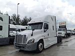 Used 2019 Freightliner Cascadia Sleeper Cab 6x4, Semi Truck for sale #867925 - photo 3