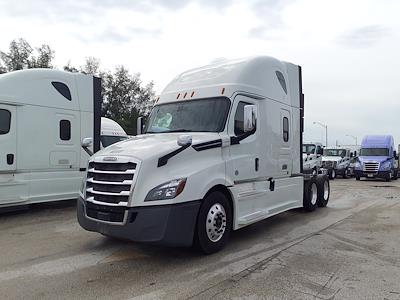 Used 2020 Freightliner Cascadia Sleeper Cab 6x4, Semi Truck for sale #879802 - photo 1