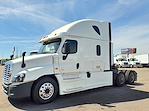 Used 2018 Freightliner Cascadia Sleeper Cab 6x4, Semi Truck for sale #223200 - photo 4