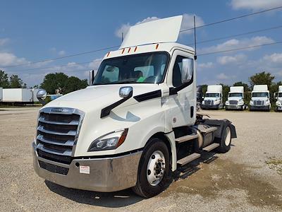 Used 2020 Freightliner Cascadia Day Cab 4x2, Semi Truck for sale #266753 - photo 1