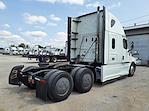 Used 2021 Freightliner Cascadia Sleeper Cab 6x4, Semi Truck for sale #299962 - photo 5