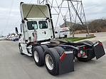 Used 2015 Freightliner Cascadia Day Cab 6x4, Semi Truck for sale #326234 - photo 2