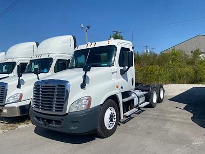 Used 2015 Freightliner Cascadia Day Cab 6x4, Semi Truck for sale #329722 - photo 1