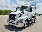 Used 2016 Volvo VNL 4x2, Semi Truck for sale #387338 - photo 1