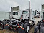 Used 2016 Volvo VNL 4x2, Semi Truck for sale #396766 - photo 5