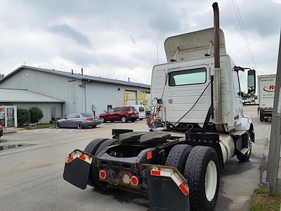 Used 2016 Volvo VNL 4x2, Semi Truck for sale #398944 - photo 2