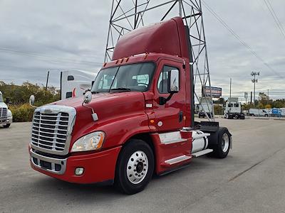 Used 2013 Freightliner Cascadia Day Cab 4x2, Semi Truck for sale #504944 - photo 1