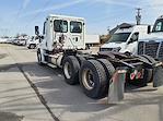 Used 2017 Freightliner Cascadia Day Cab 6x4, Semi Truck for sale #670452 - photo 6