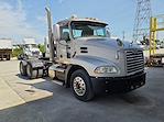 Used 2017 Mack CXU613 6x4, Semi Truck for sale #677430 - photo 4