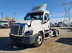 Used 2018 Freightliner Cascadia Day Cab 4x2, Semi Truck for sale #765619 - photo 1