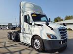 Used 2019 Freightliner Cascadia Day Cab 6x4, Semi Truck for sale #869560 - photo 4