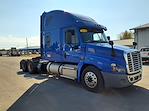 Used 2020 Freightliner Cascadia Sleeper Cab 6x4, Semi Truck for sale #873700 - photo 4