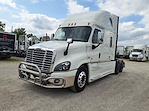 Used 2020 Freightliner Cascadia Sleeper Cab 6x4, Semi Truck for sale #881103 - photo 1