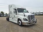 Used 2020 Freightliner Cascadia Sleeper Cab 6x4, Semi Truck for sale #881142 - photo 11