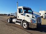 Used 2014 Freightliner Cascadia Day Cab 4x2, Semi Truck for sale #304268 - photo 4