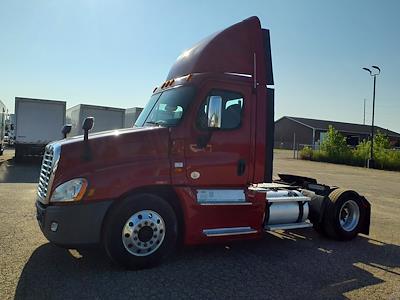 Used 2013 Freightliner Cascadia Day Cab 4x2, Semi Truck for sale #504939 - photo 1