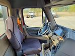 Used 2013 Freightliner Cascadia Day Cab 4x2, Semi Truck for sale #504941 - photo 7