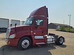 Used 2013 Freightliner Cascadia Day Cab 4x2, Semi Truck for sale #504942 - photo 1