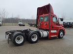 Used 2014 Freightliner Cascadia Day Cab 6x4, Semi Truck for sale #521216 - photo 4