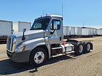 Used 2014 Freightliner Cascadia Day Cab 6x4, Semi Truck for sale #530155 - photo 1