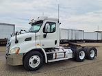 Used 2014 Freightliner Cascadia Day Cab 6x4, Semi Truck for sale #530725 - photo 10