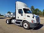 Used 2014 Freightliner Cascadia Day Cab 4x2, Semi Truck for sale #553262 - photo 3