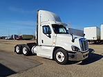 Used 2016 Freightliner Cascadia Day Cab 6x4, Semi Truck for sale #646262 - photo 10