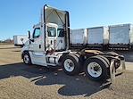 Used 2016 Freightliner Cascadia Day Cab 6x4, Semi Truck for sale #646262 - photo 2