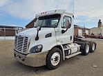 Used 2016 Freightliner Cascadia Day Cab 6x4, Semi Truck for sale #659306 - photo 1