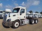 Used 2016 Freightliner Cascadia Day Cab 6x4, Semi Truck for sale #660394 - photo 1