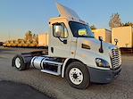 Used 2016 Freightliner Cascadia Day Cab 4x2, Semi Truck for sale #663588 - photo 4