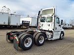 Used 2017 Freightliner Cascadia Day Cab 6x4, Semi Truck for sale #668997 - photo 5