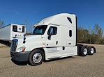 Used 2018 Freightliner Cascadia Sleeper Cab 6x4, Semi Truck for sale #681407 - photo 11