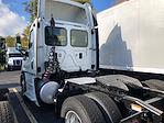 Used 2014 Freightliner Cascadia Day Cab 4x2, Semi Truck for sale #514595 - photo 2