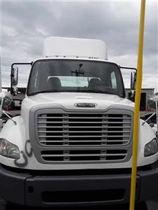 Used 2014 Freightliner M2 112 Day Cab 4x2, Semi Truck for sale #540451 - photo 1