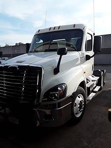 Used 2016 Freightliner Cascadia Day Cab 6x4, Semi Truck for sale #655919 - photo 1