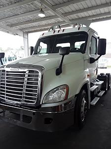 Used 2016 Freightliner Cascadia Day Cab 6x4, Semi Truck for sale #660200 - photo 1