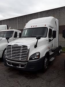 Used 2019 Freightliner Cascadia Sleeper Cab 6x4, Semi Truck for sale #862529 - photo 1