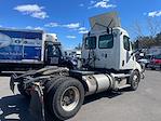 Used 2019 Freightliner Cascadia Day Cab 4x2, Semi Truck for sale #270084 - photo 5